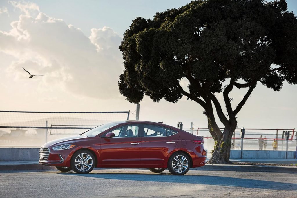hd-los_angeles_2015_hyundai_elantra_1-32