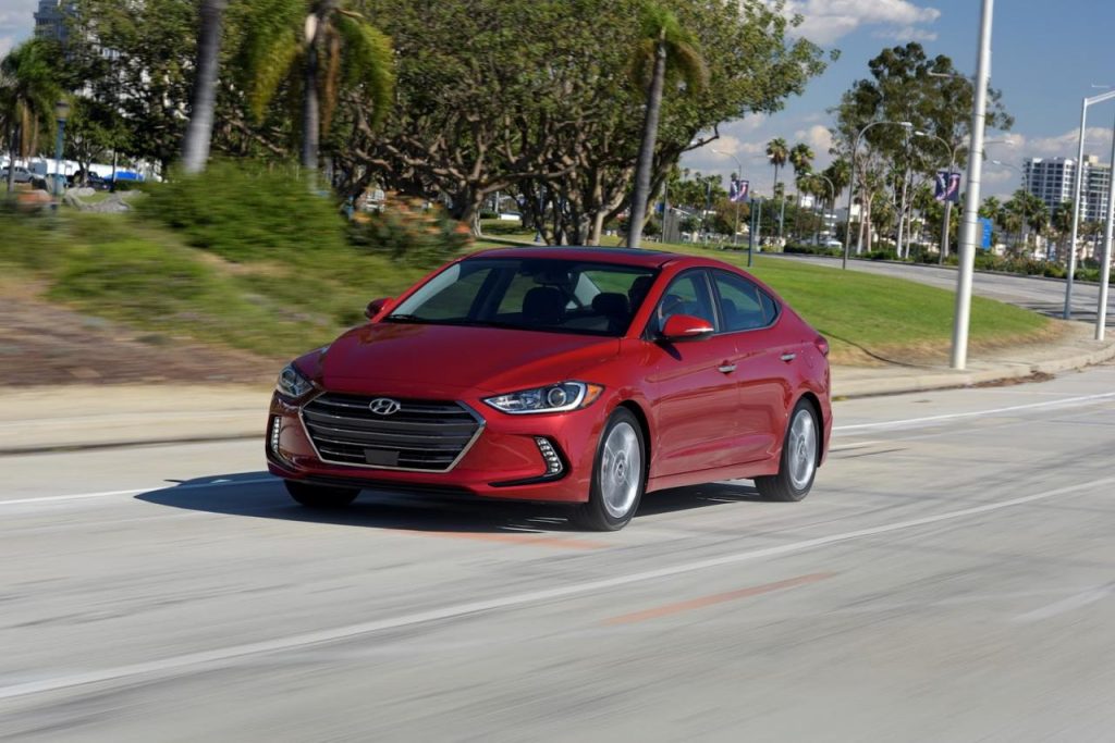 hd-los_angeles_2015_hyundai_elantra_1-41