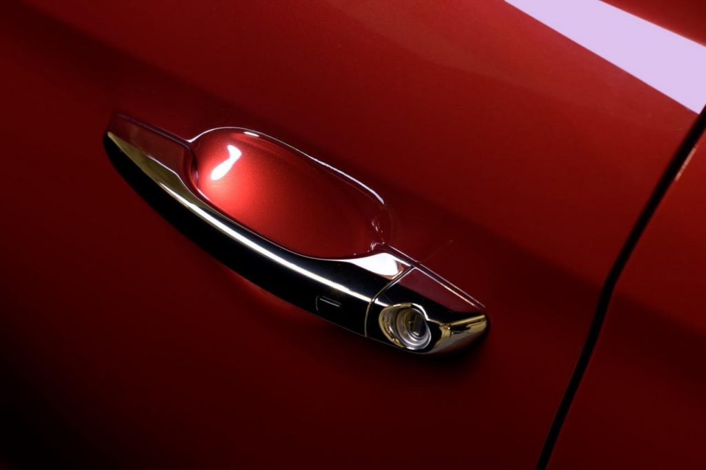 hd-los_angeles_2015_hyundai_elantra_1-8