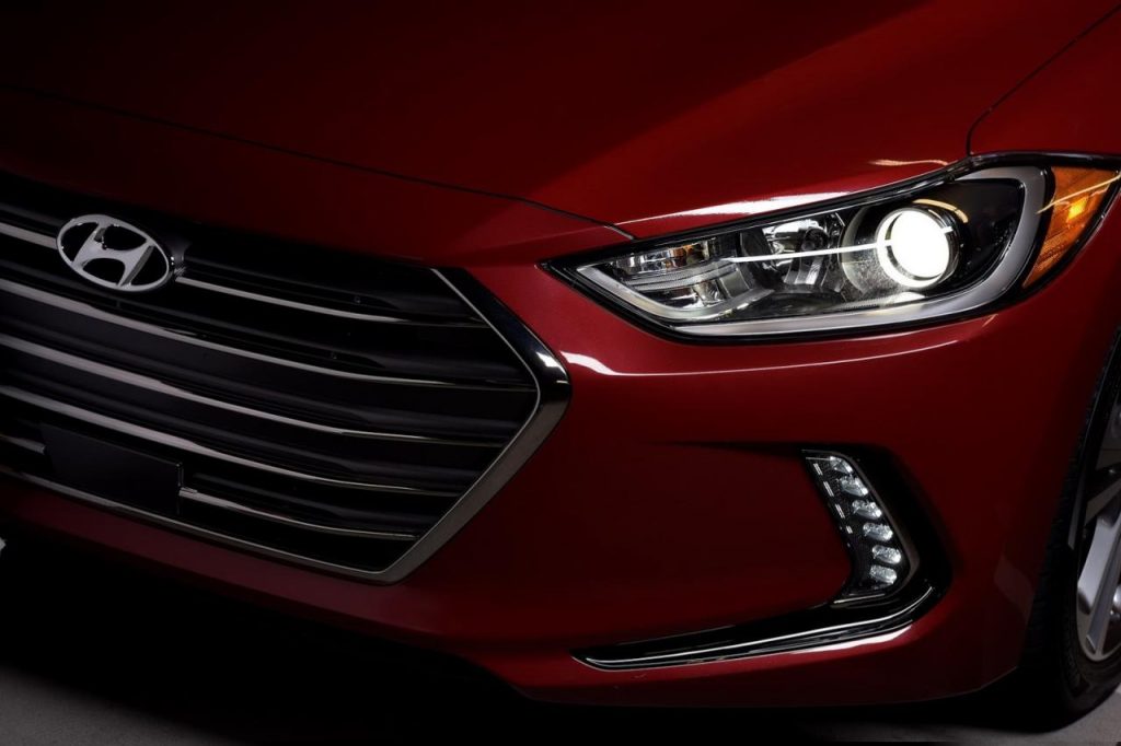 hd-los_angeles_2015_hyundai_elantra_1-9