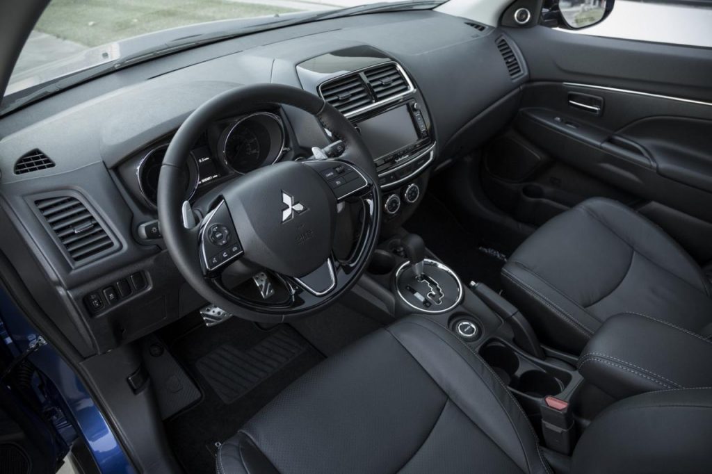 hd-los_angeles_2015_mitsubishi_outlander_sport_1-20