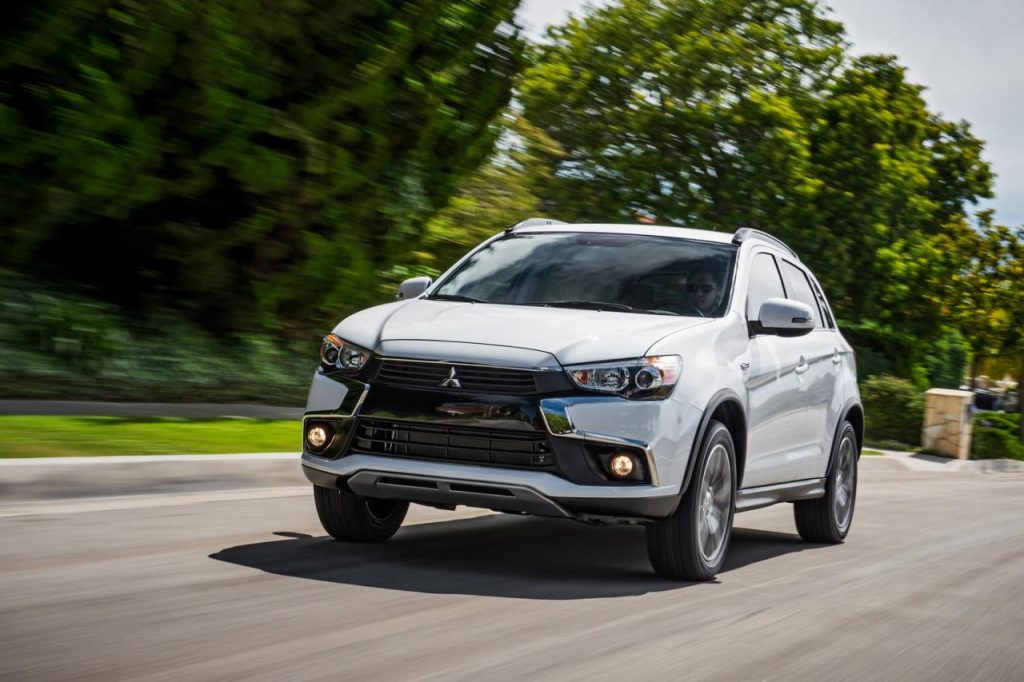 hd-los_angeles_2015_mitsubishi_outlander_sport_1-34