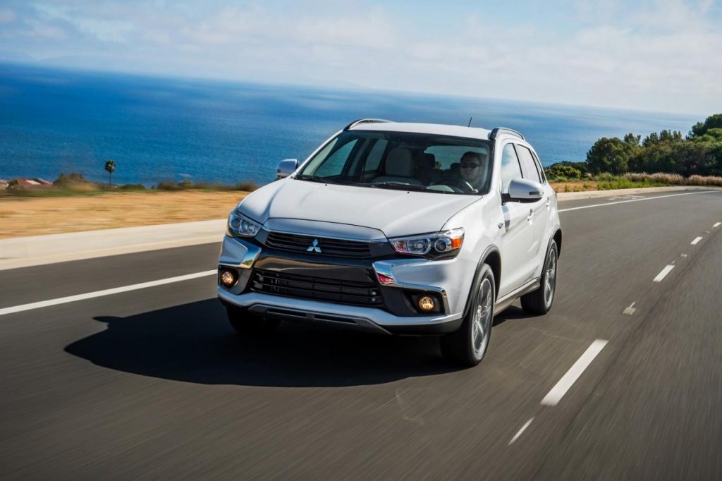 hd-los_angeles_2015_mitsubishi_outlander_sport_1-37