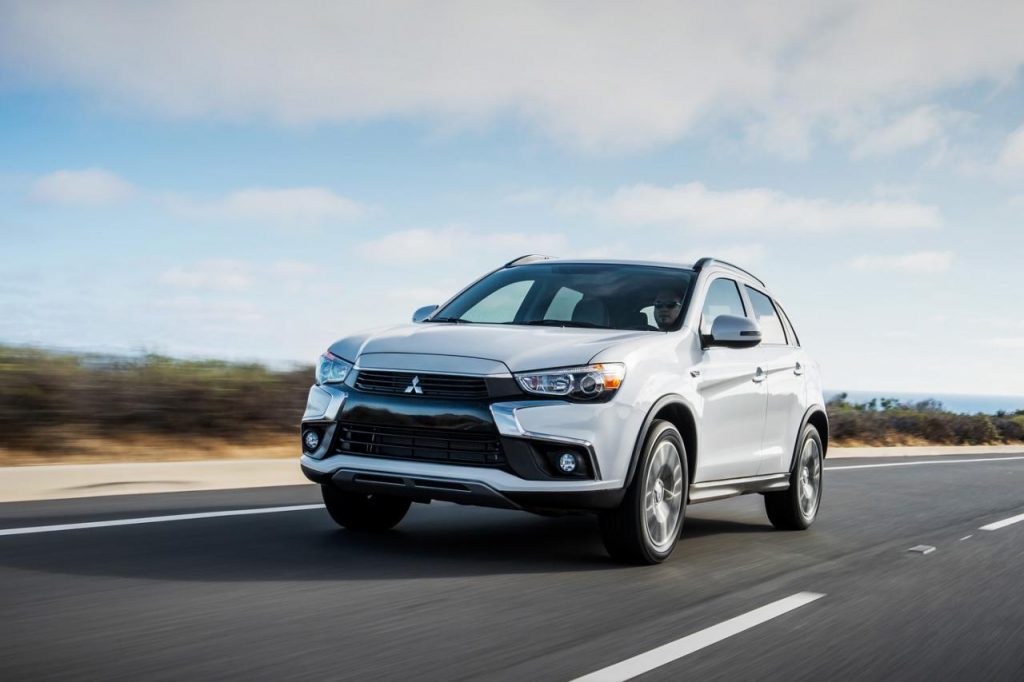hd-los_angeles_2015_mitsubishi_outlander_sport_1-48