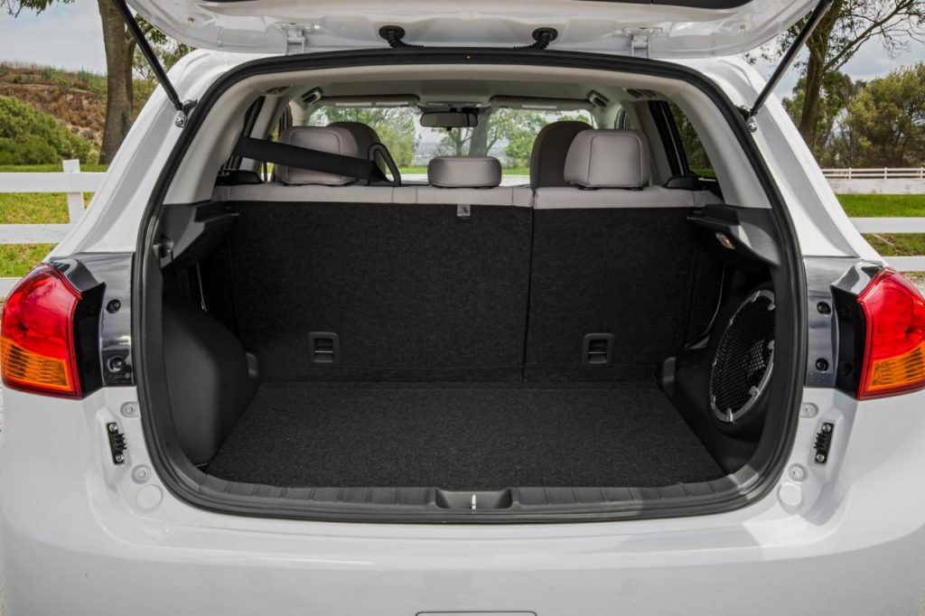 hd-los_angeles_2015_mitsubishi_outlander_sport_1-7