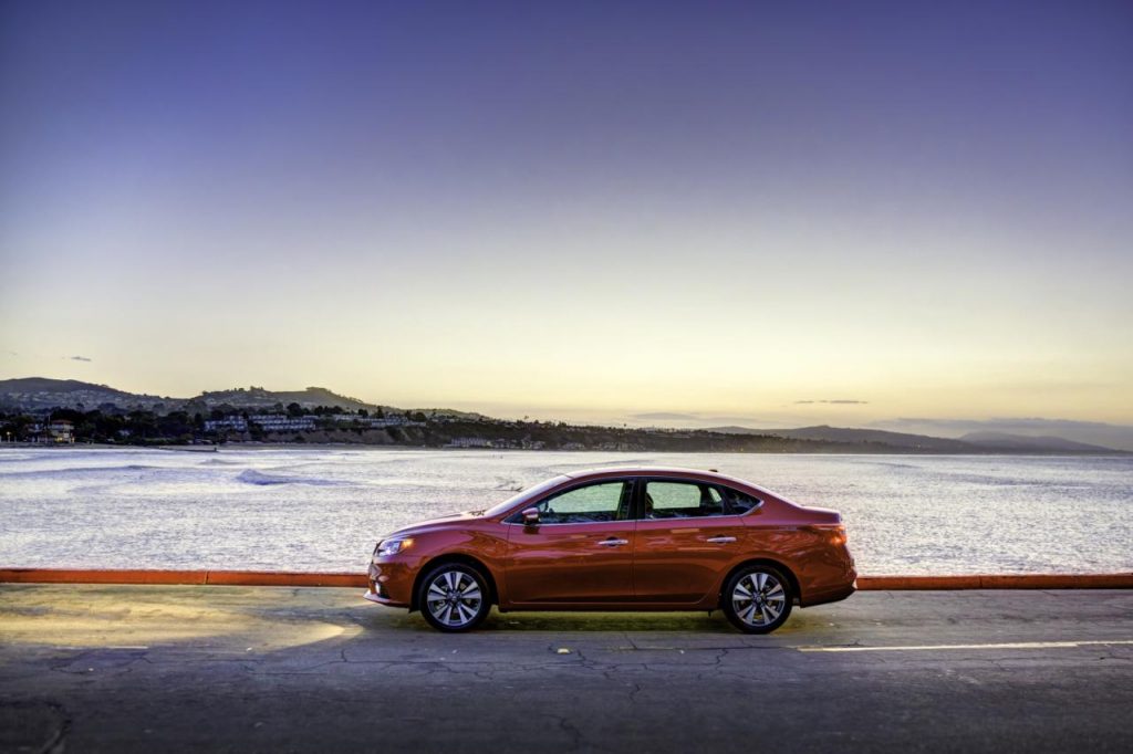 hd-los_angeles_2015_nissan_sentra_1-2