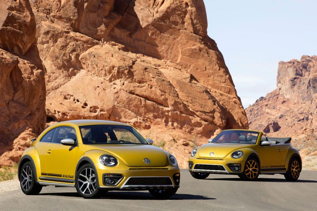 hd-los_angeles_2015_volkswagen_beetle_dune_1-3