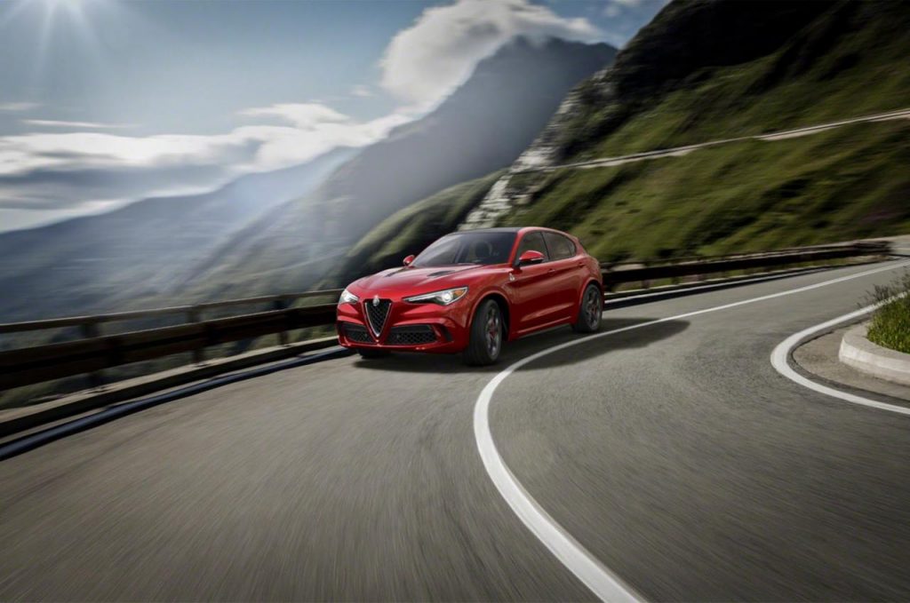 hd-los_angeles_2016_alfa_romeo_stelvio_1-17