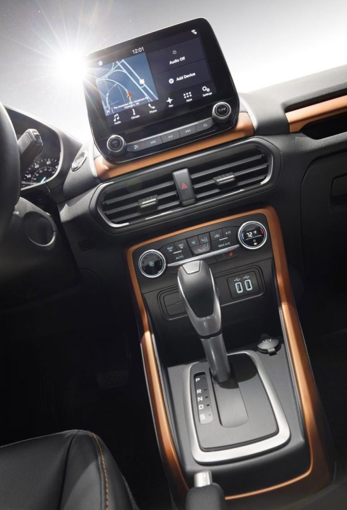 hd-los_angeles_2016_ford_ecosport_1-2