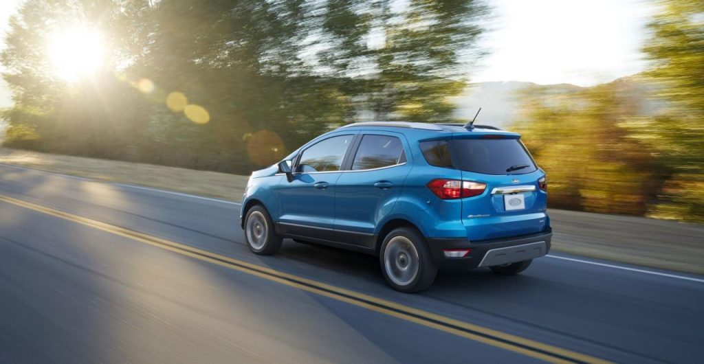 hd-los_angeles_2016_ford_ecosport_1-9
