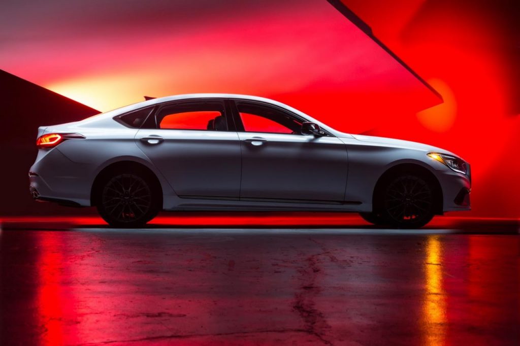 hd-los_angeles_2016_hyundai_genesis_g80_sport_1-2