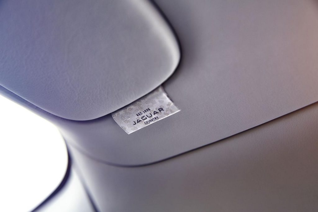 hd-los_angeles_2016_jaguar_i_pace_concept_1-12