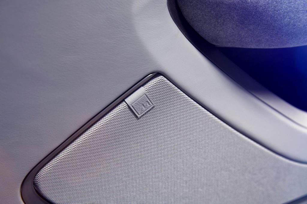 hd-los_angeles_2016_jaguar_i_pace_concept_1-17