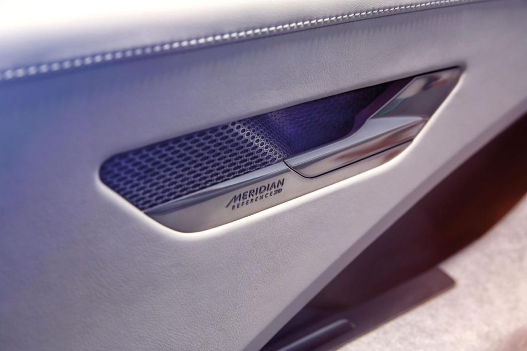 hd-los_angeles_2016_jaguar_i_pace_concept_1-18