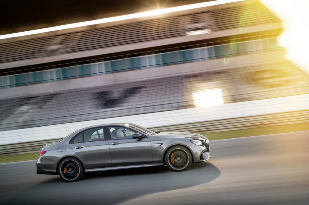 hd-los_angeles_2016_mercedes_amg_e_63_4maticplus_et_e_63_s_4maticplus_1-33