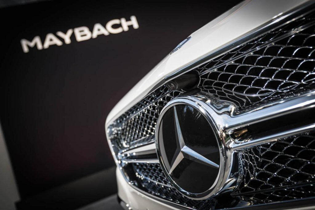 hd-los_angeles_2016_mercedes_maybach_s650_1-38
