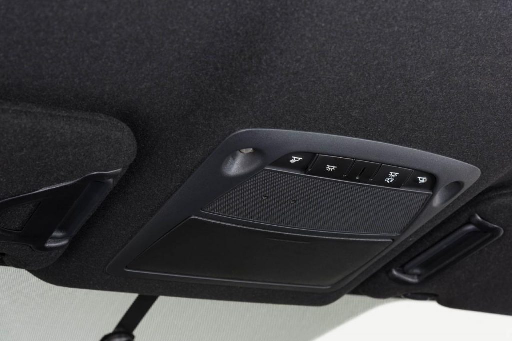 hd-los_angeles_2016_nissan_sentra_nismo_1-3