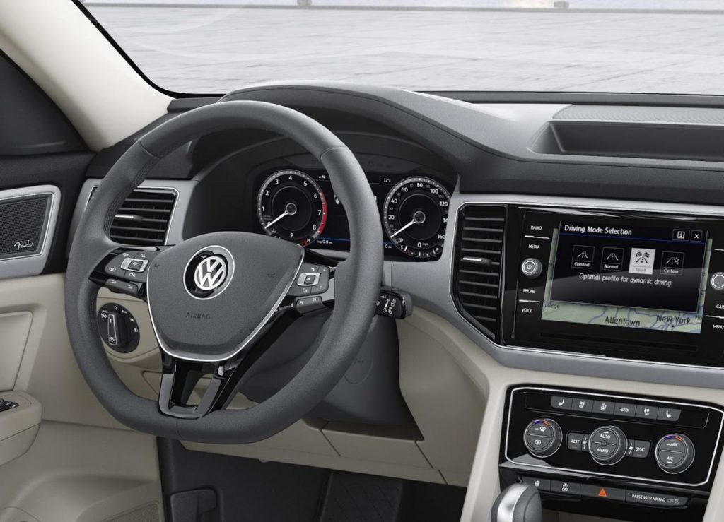 hd-los_angeles_2016_volkswagen_atlas_1-3