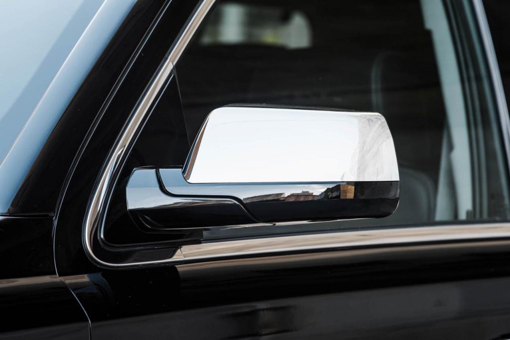 hd-los_angeles_2017_gmc_yukon_denali_ultimate_black_edition_1