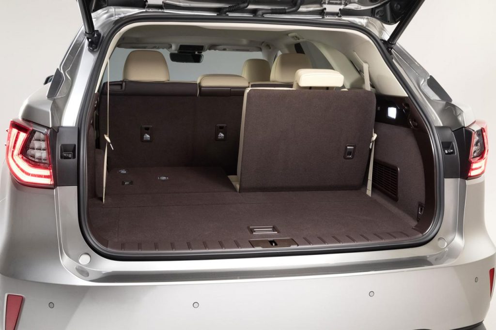 hd-los_angeles_2017_lexus_rx450hl_1-11