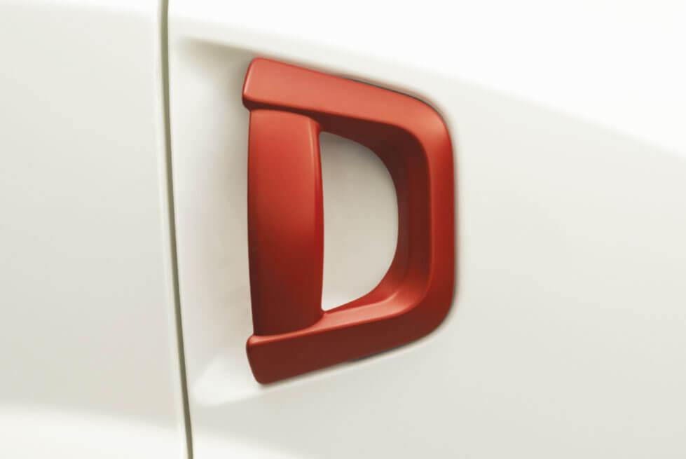 hd-mahindra_xuv500_sportz_limited_edition_la_classe_1-5