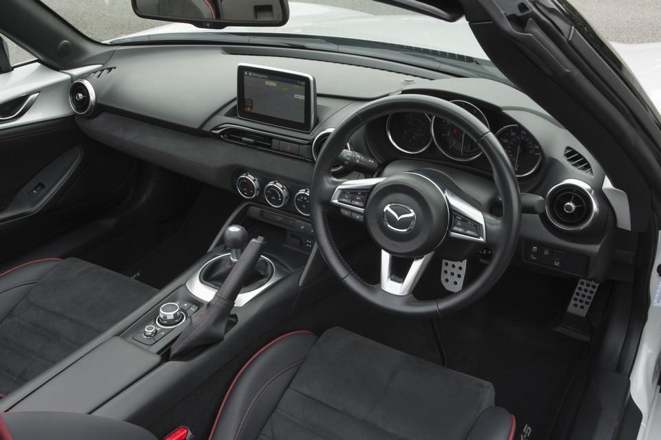 hd-mazda_mx_5_recaro_sport_edition_1-11