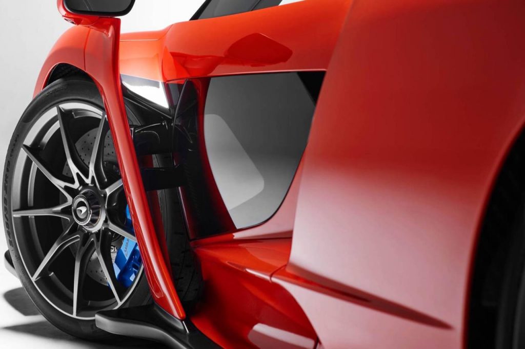 hd-mclaren_prsente_la_senna_1-6