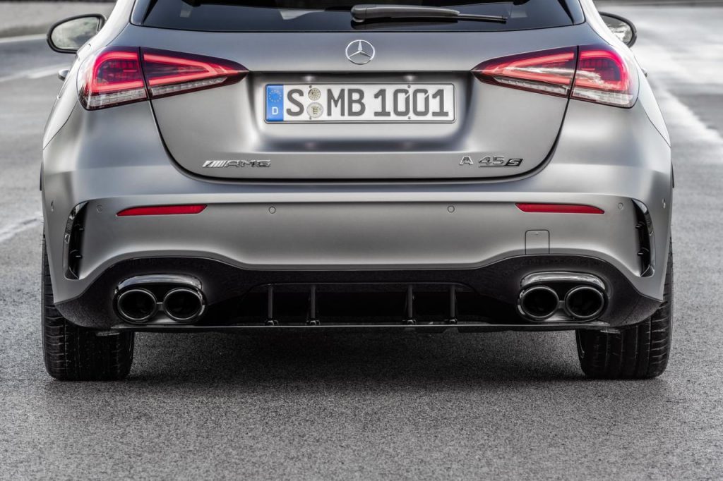 hd-mercedes_amg_a_45_4maticplus_et_cla_45_4maticplus_les_enfants_terribles_1-18