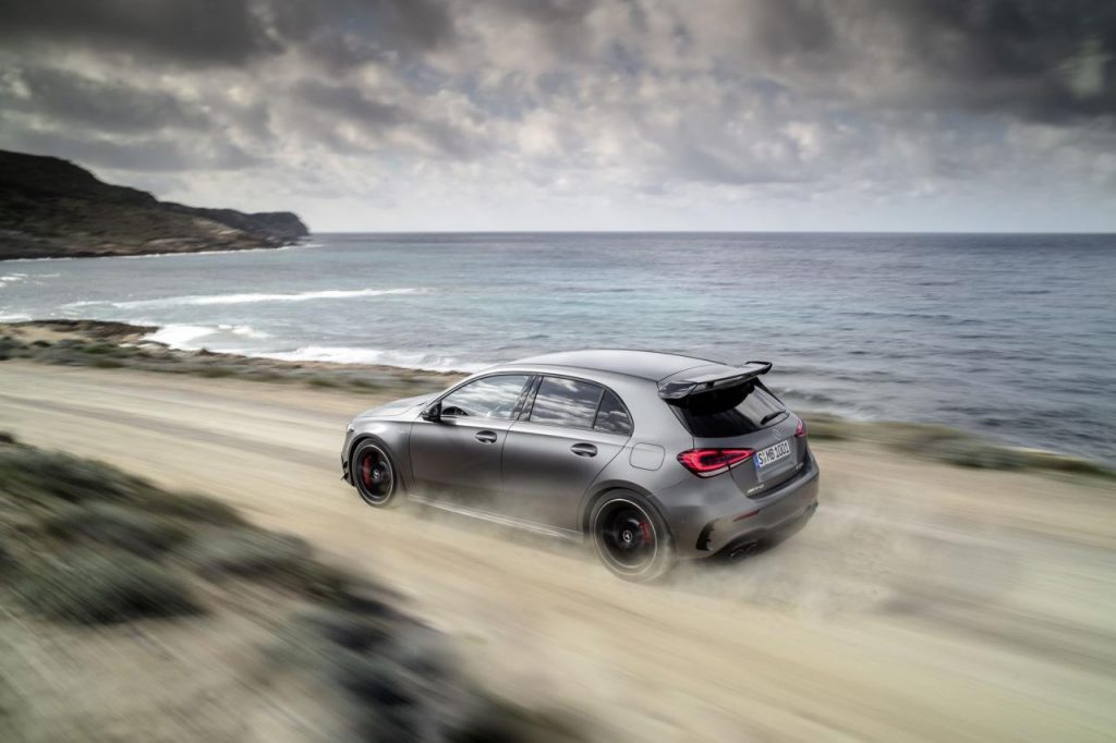 hd-mercedes_amg_a_45_4maticplus_et_cla_45_4maticplus_les_enfants_terribles_1-38