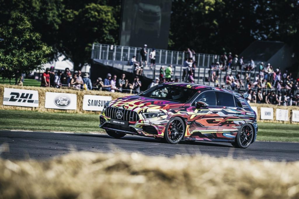 hd-mercedes_amg_a_45_4maticplus_et_cla_45_4maticplus_les_enfants_terribles_3