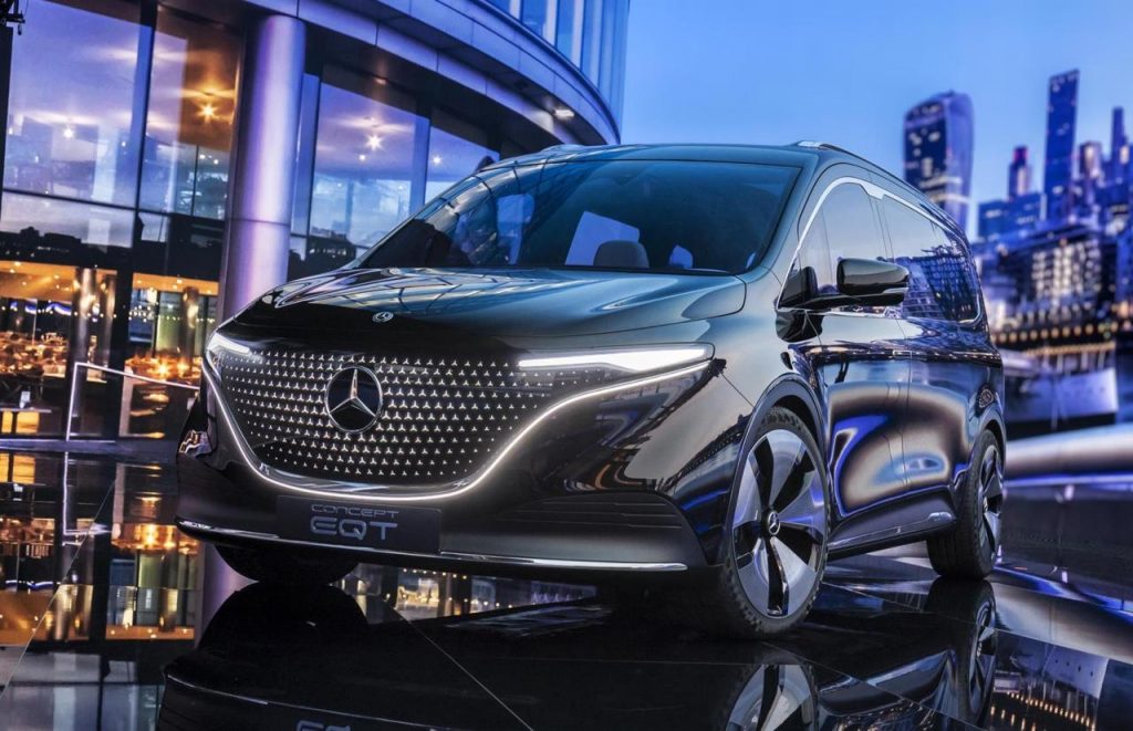 hd-mercedes_concept_eqt_le_classe_t_se_rinvente_1-11