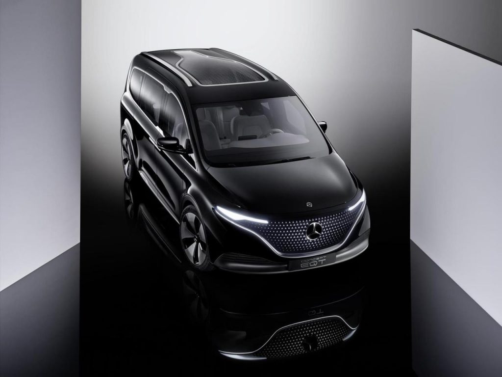 hd-mercedes_concept_eqt_le_classe_t_se_rinvente_1-9