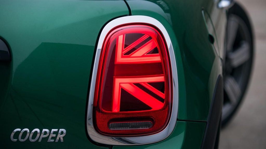 hd-mini_clbre_son_60me_anniversaire_avec_une_srie_spciale_1-8