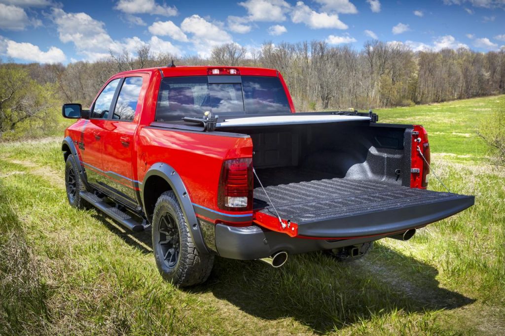 hd-mopar_ram_rebel_16_le_pick_up_mopar_is_1-6