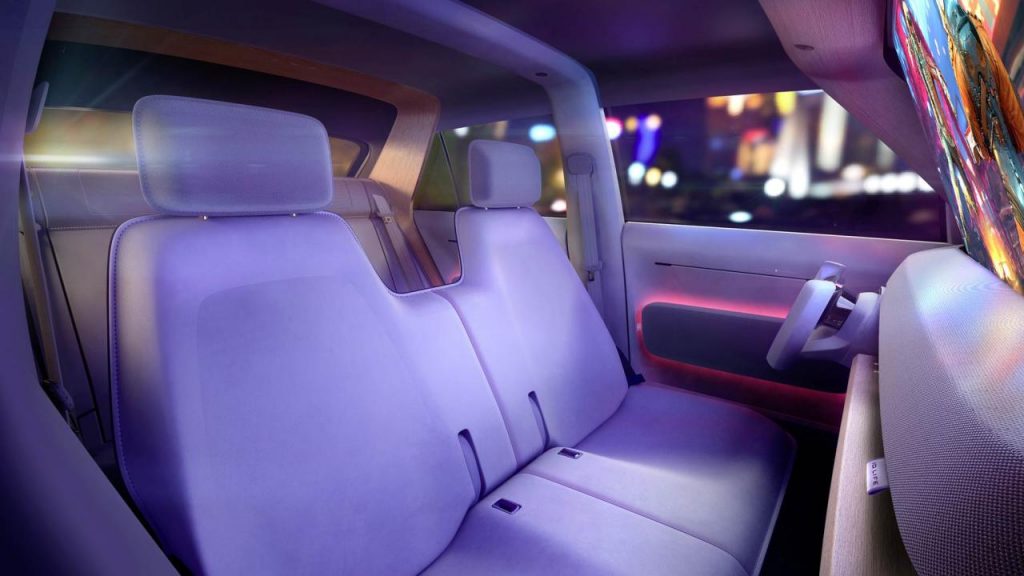 hd-munich_2021_vw_id_life_clone_de_fiat_centoventi_1-5