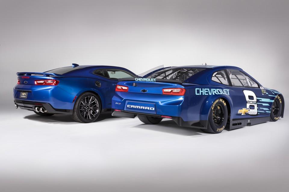hd-nascar_2018_la_chevrolet_camaro_zl1_en_cup_1