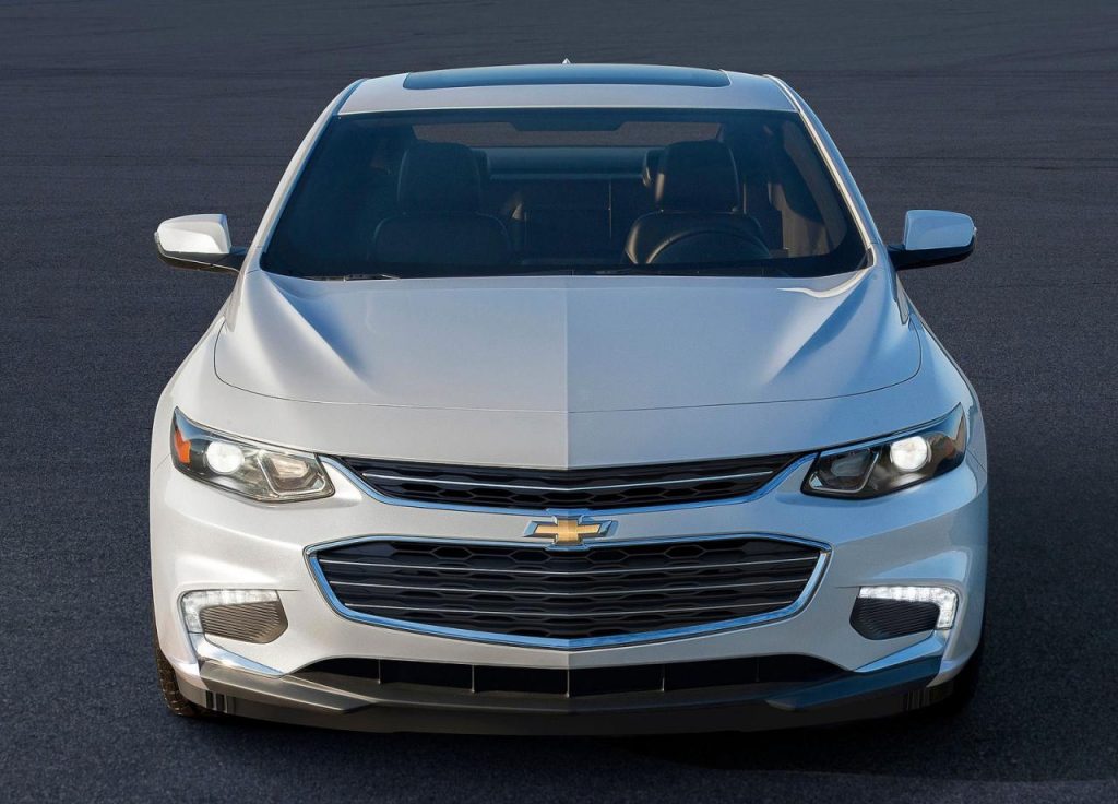hd-new_york_2015_chevrolet_malibu_1-6
