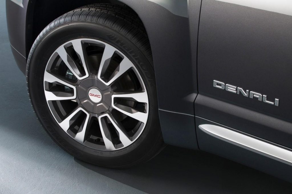 hd-new_york_2015_gmc_terrain_1-4