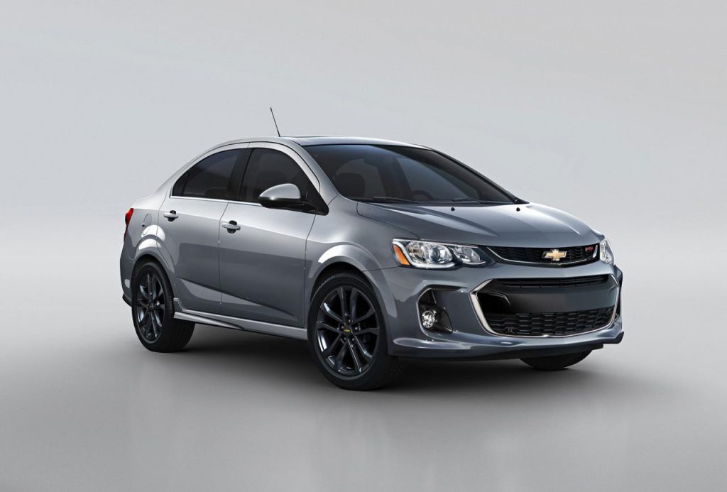 hd-new_york_2016_chevrolet_sonic_1-5