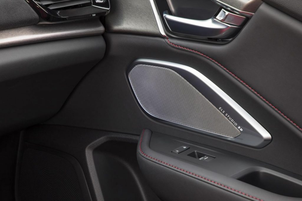 hd-new_york_2018_acura_rdx_1-15