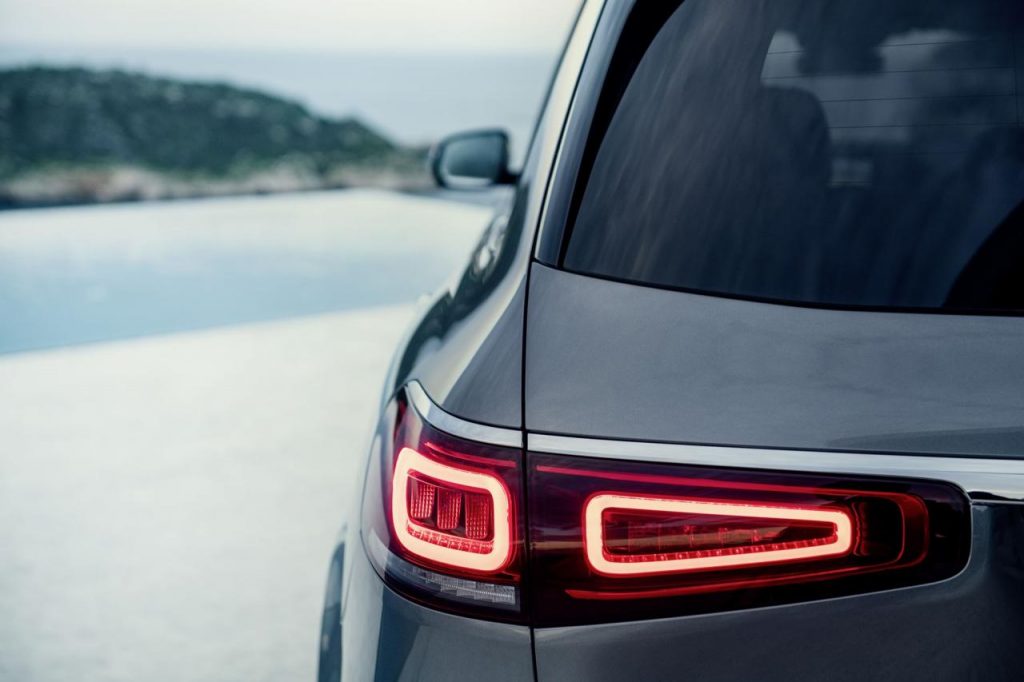 hd-new_york_2019_mercedes_gls_classe_s_surleve_2-16