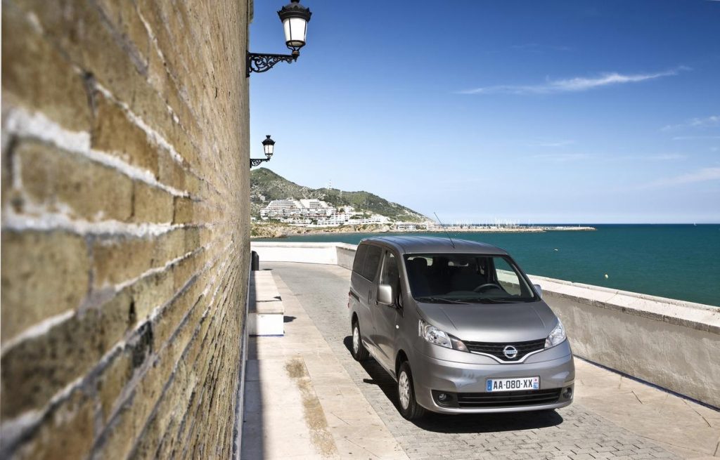 hd-nissan_evalia_summer_edition_le_retour_1
