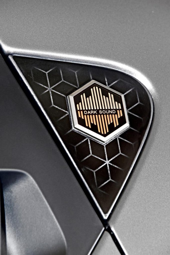 hd-nissan_juke_dark_sound_en_avant_la_musique_1-4