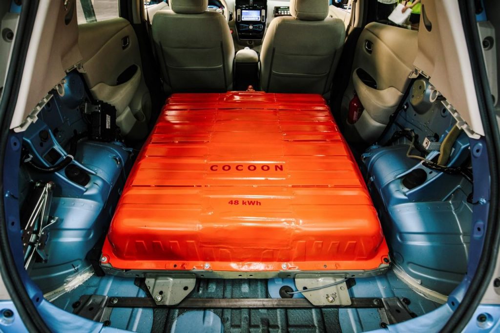 hd-nissan_leaf_48_kwh_un_prototype_de_comptition_1-4