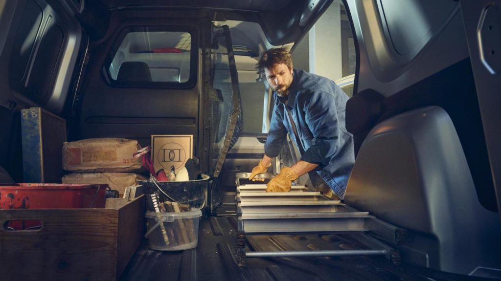 hd-nouveau_renault_kangoo_van_toujours_innovant_1-16