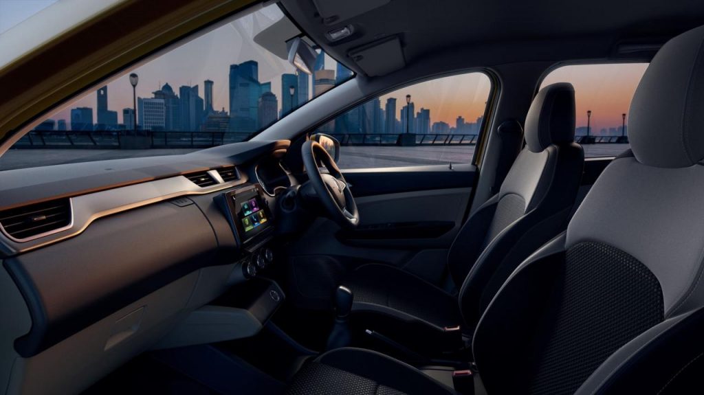 hd-nouveau_renault_triber_7_places_dans_moins_de_4_m_1-23