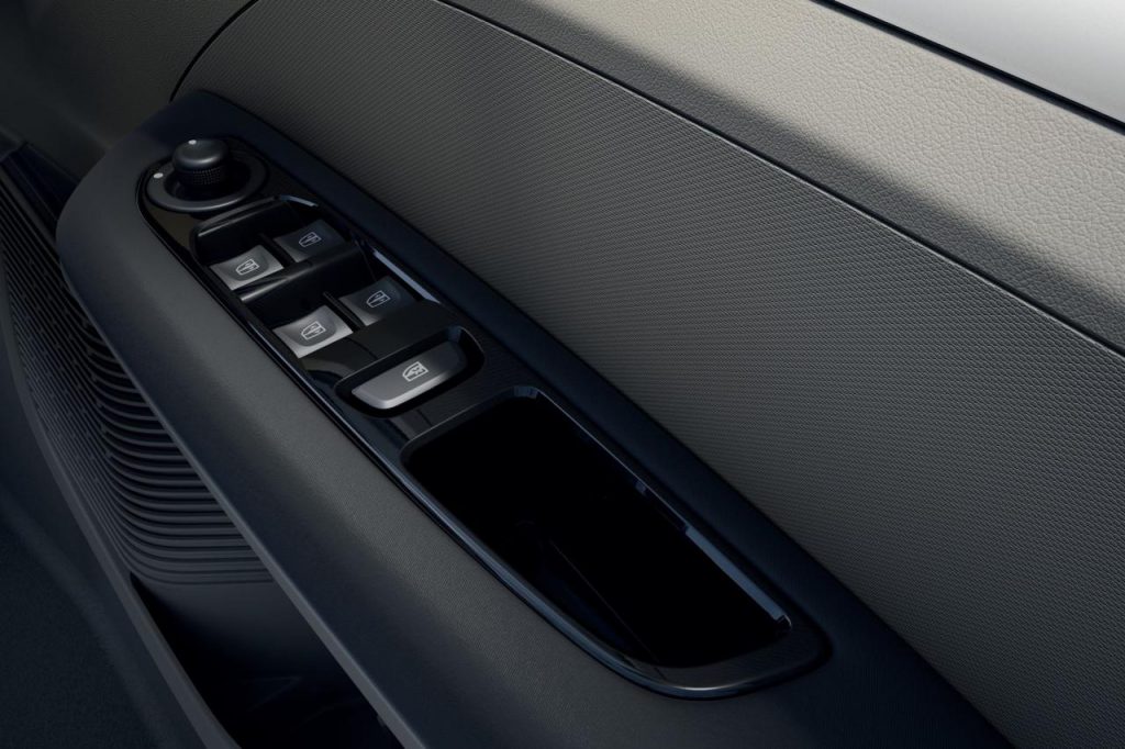 hd-nouveau_renault_triber_7_places_dans_moins_de_4_m_1-45