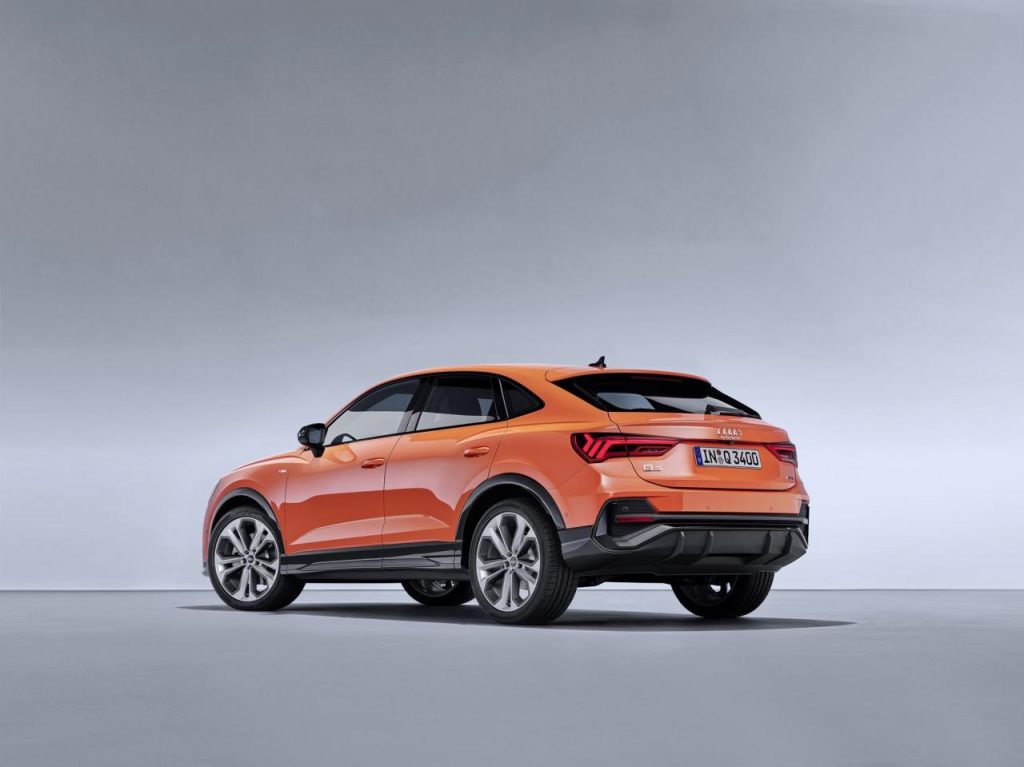 hd-nouvel_audi_q3_sportback_mlange_des_genres_1-22