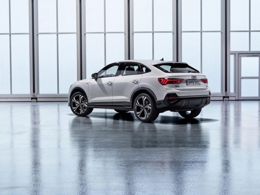 hd-nouvel_audi_q3_sportback_mlange_des_genres_1-48