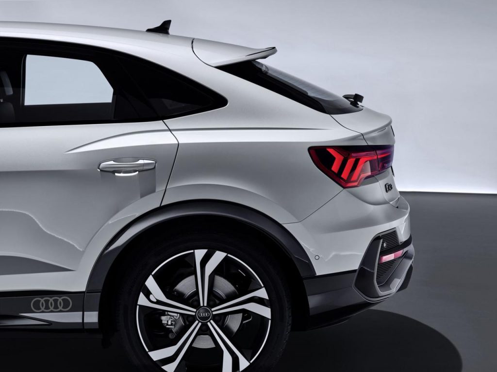 hd-nouvel_audi_q3_sportback_mlange_des_genres_1-53